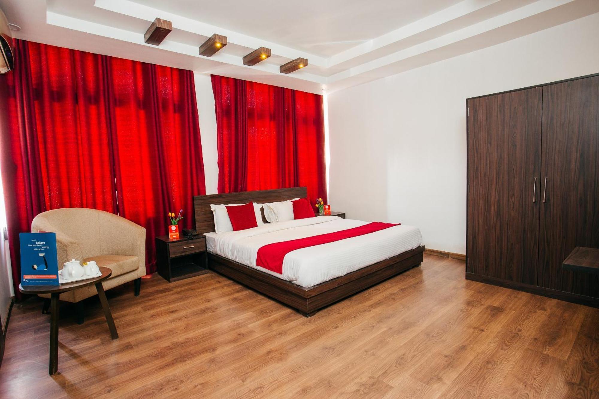 Oyo 11474 Gangaur Regency Boutique Hotel Kathmandu Esterno foto