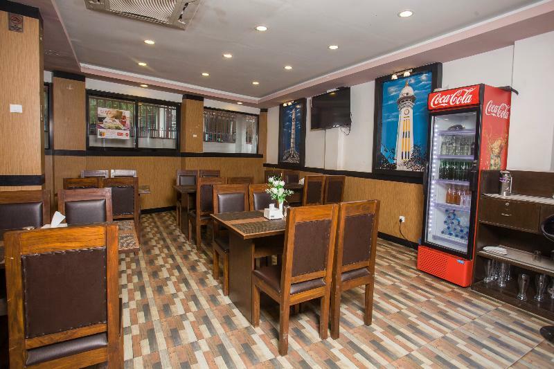 Oyo 11474 Gangaur Regency Boutique Hotel Kathmandu Esterno foto